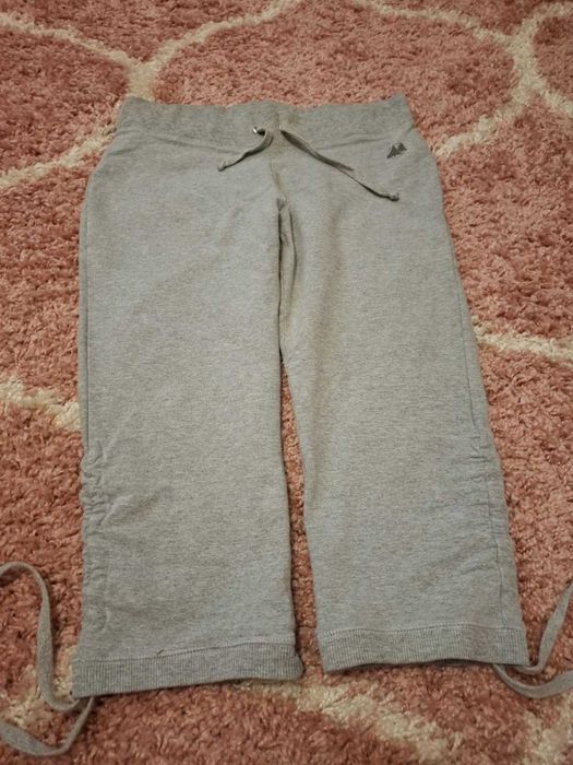 Zara и  Naik   Сиви  Анцуг/Клин