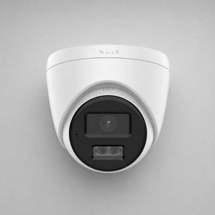 IP камера HiWatch 4 мп, с микрофоном