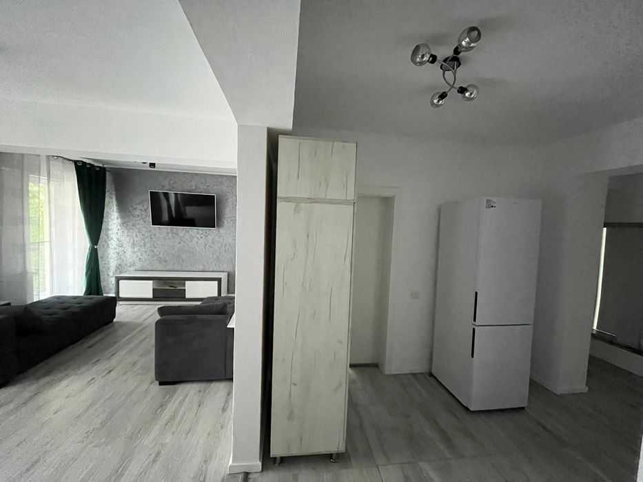 Apartament modern 3 cam, 76mp, 2băi, 2 balcoane, parcare, lift, et.2/9