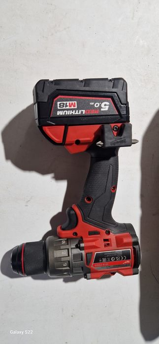 Milwaukee biax ,autofiletanta pe acumulator