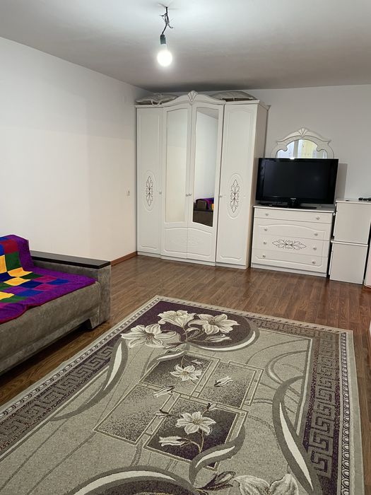 Сдам 1ком квартиру !!!