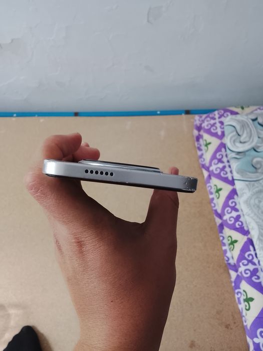 Продам Tecno Spark 30C 128Gb