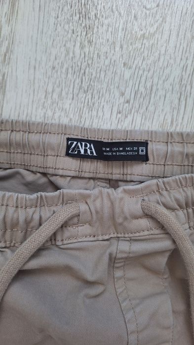 Дънки и панталони Zara
