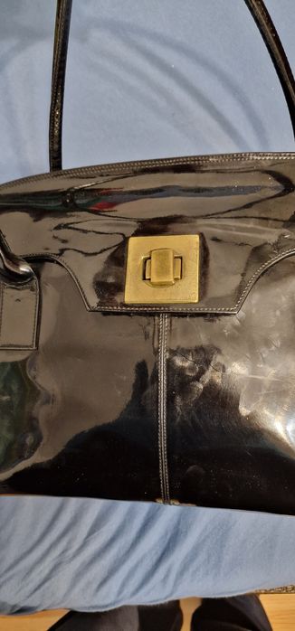 Geanta de dama din piele lacuita