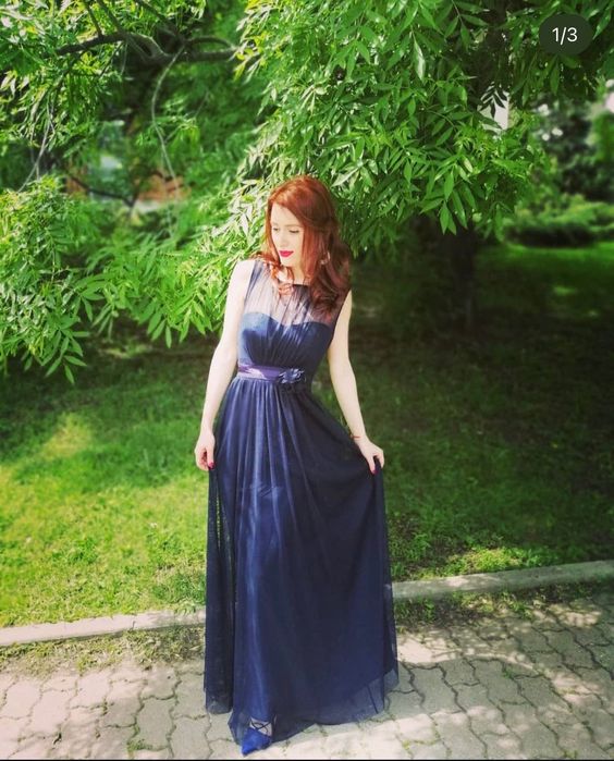 Бална рокля синя