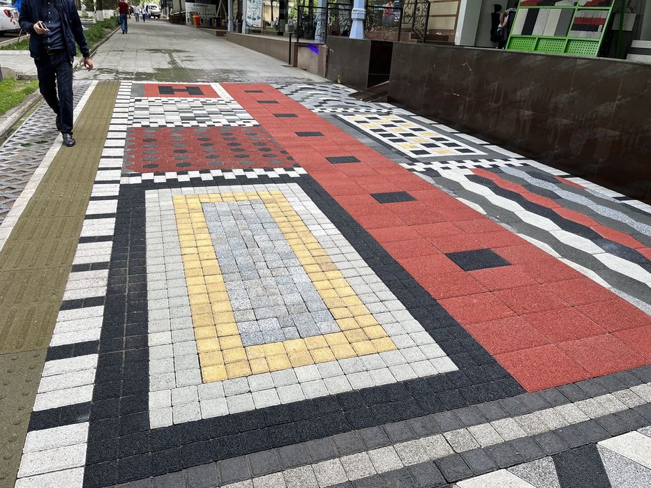 Прессованная брусчатка. Вибро пресс bruschatka. Брусчатка Ташкент