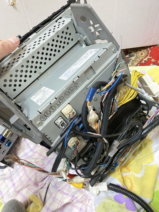 Монитор на is250