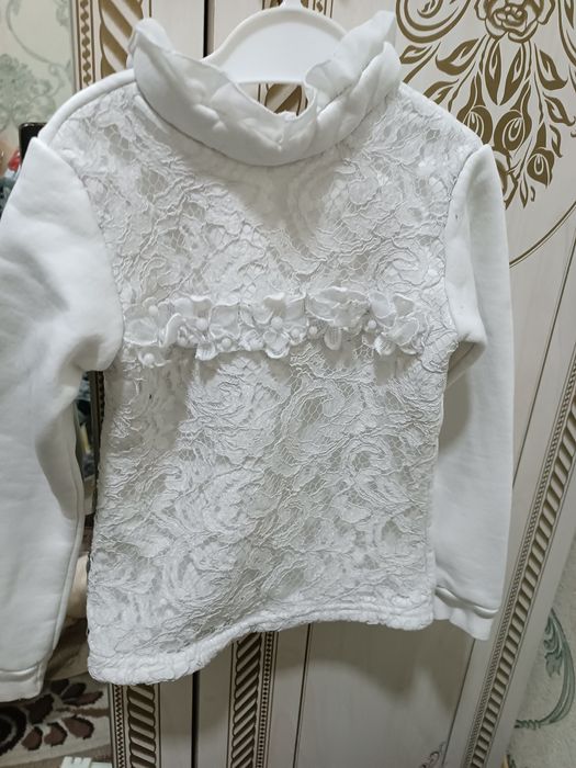 Qizaloqlar uchun kiyimlar