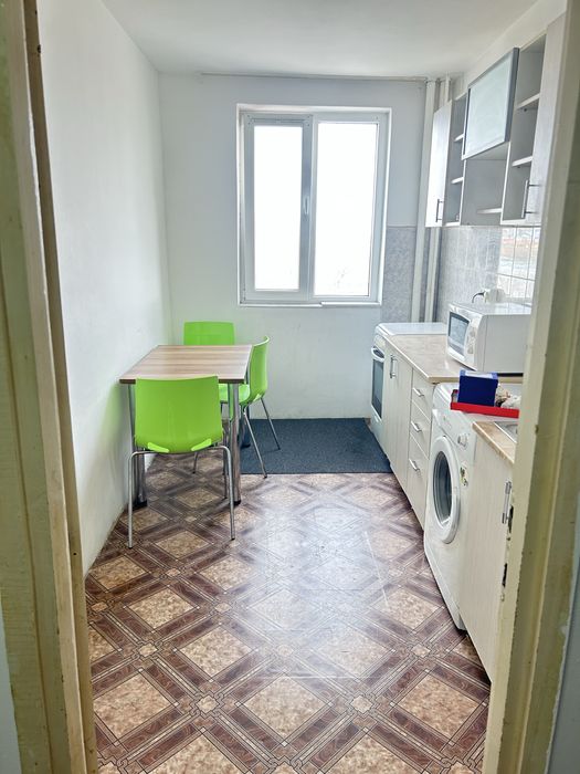 Ap cu 2 camere, 350 eur