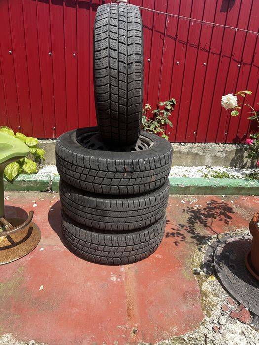 Roți de iarnă     C-uri.