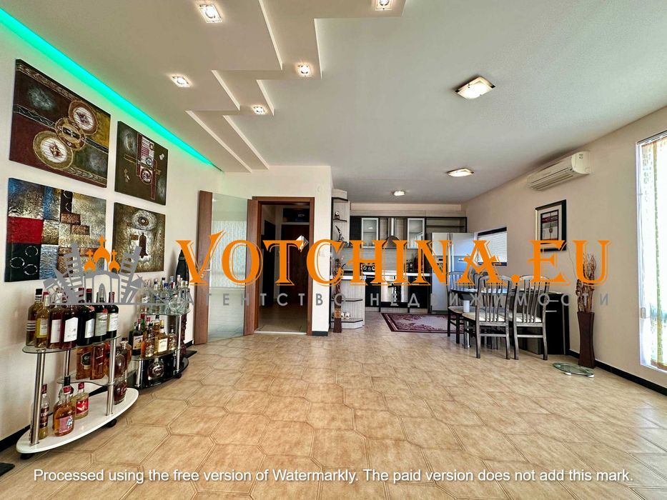 Продава се Къща в Варна, Център - 360 кв.м за 737 €/кв.м - Снимка #2