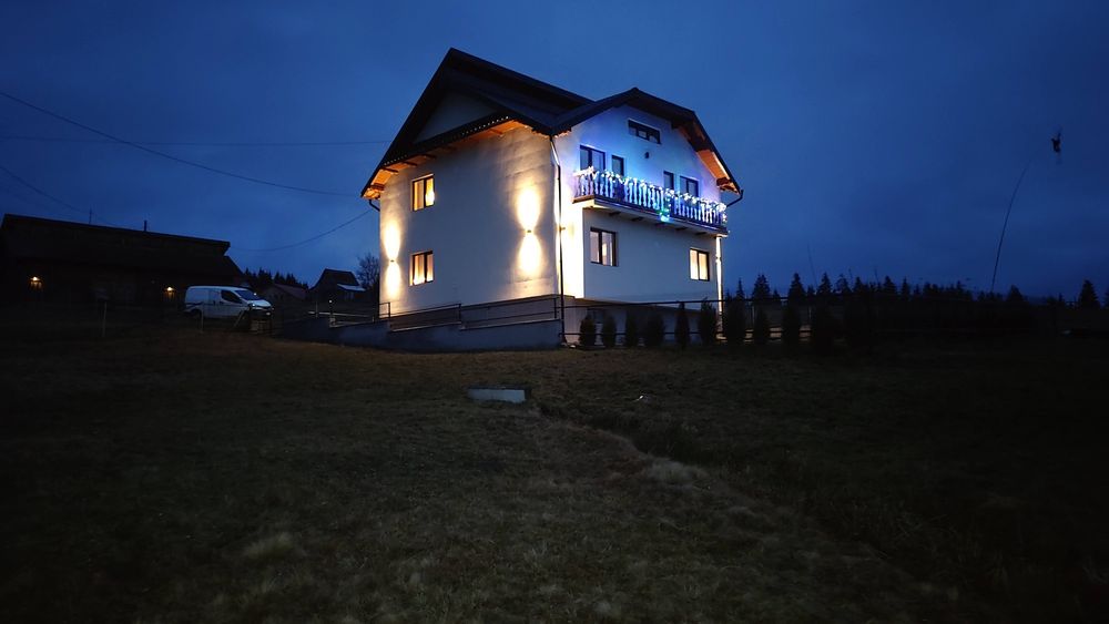 Proprietate de vânzare, teren, anexă,camere individuale.