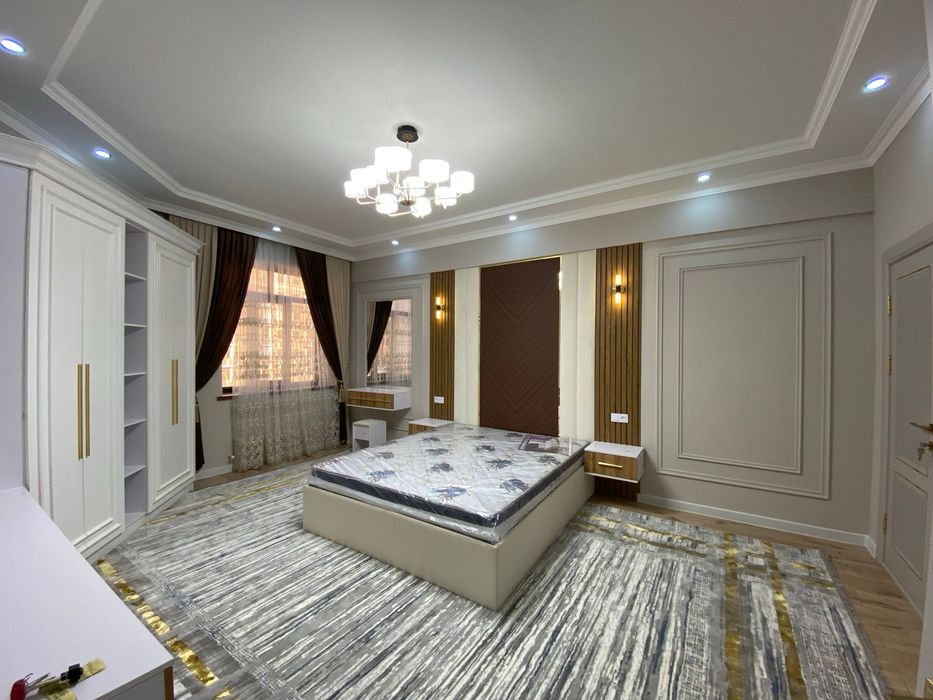 3 xonalik vokzal yulni ustida