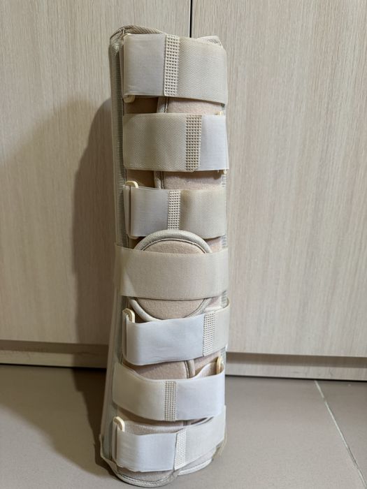 Наколенник - иммобилизатор VARITEKS, модель 320