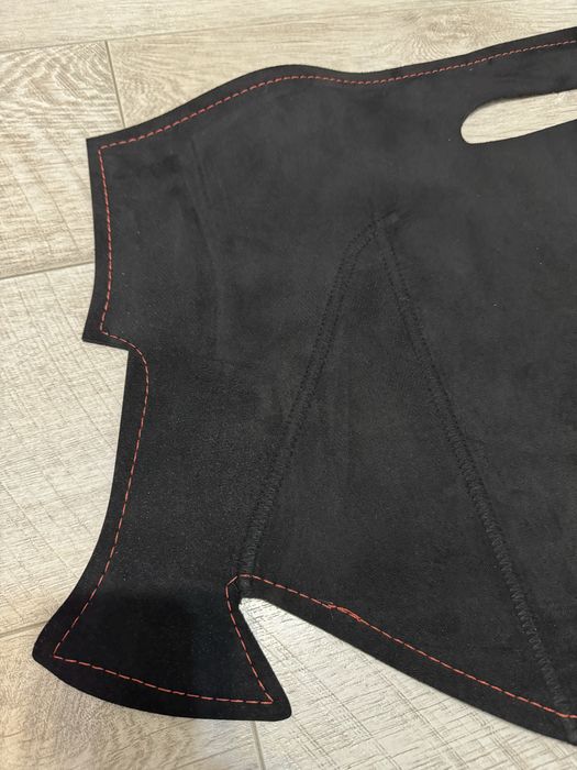 Накидка на панель авто Geely Emgrand