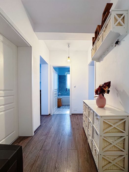 Apartament 2 camere decomandat + loc parcare inclus