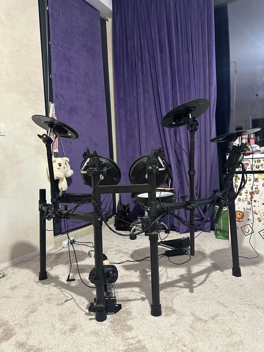Roland TD-07DMK V-Drums Electronic Drum Kit – Excellent Condition