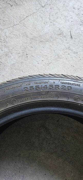 Продам шины 255/45/R20