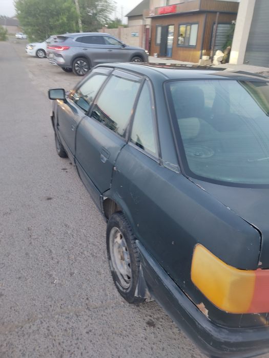 Продам Ауди б3 80