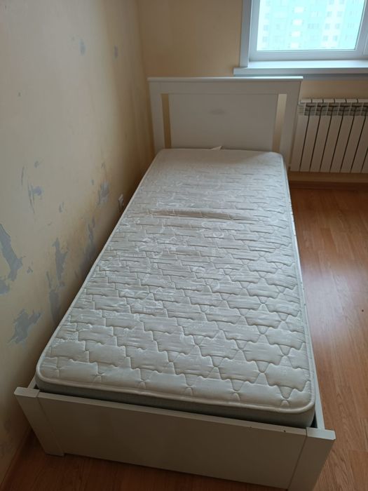Продам кровать икея 90/200