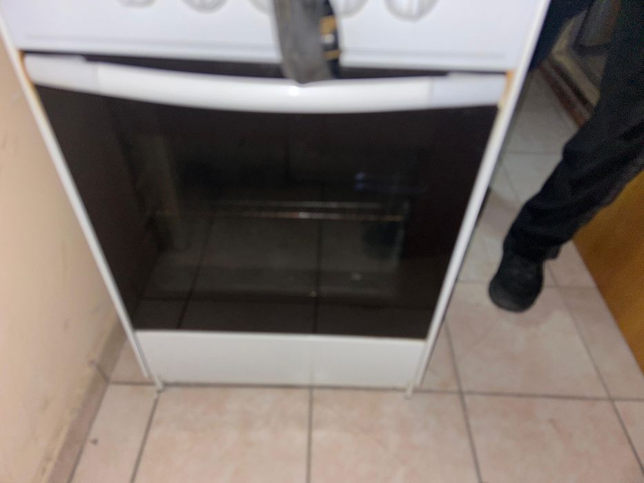Продаю электроплиту Дарина