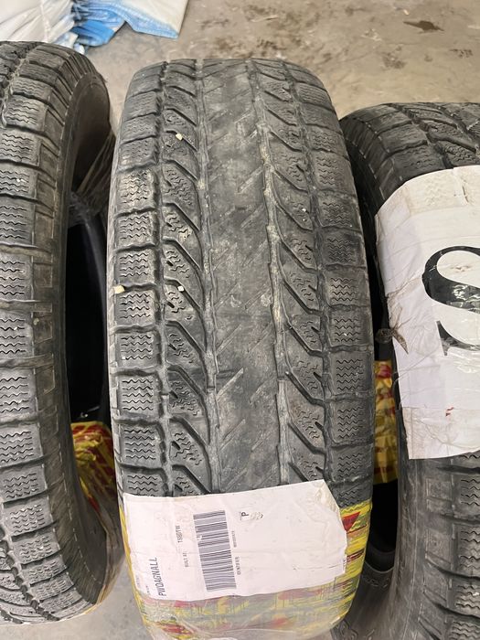 Продам покрышки 235 75r15