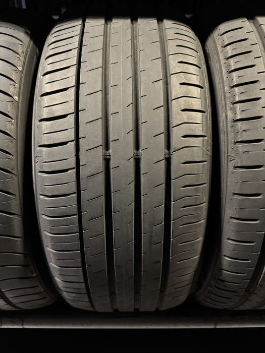Anvelope 225/45/17 Falken