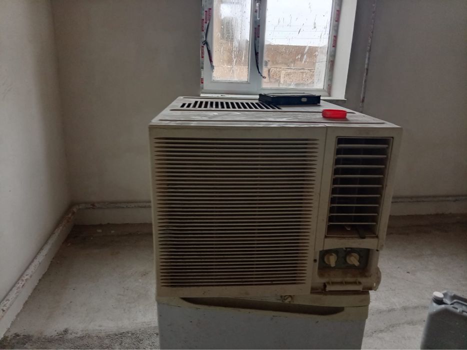 Тонник  емкость , и кондиционер рабочий