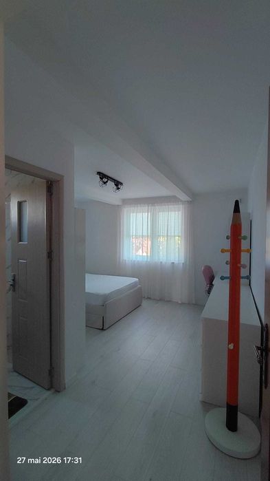 Proprietar, apartament deosebit 3 camere de inchiriat
