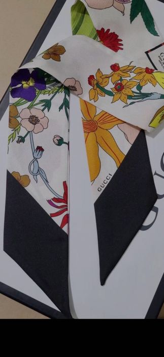 Eșarfă Gucci, model 2026, 100% mătase, 120x8cm