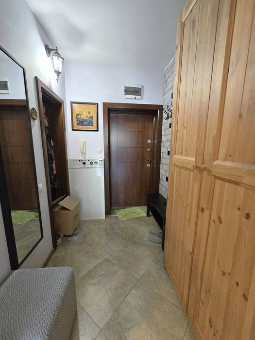 Обзаведен апартамент с 3 спални в Банско! Ниска такса поддръжка!