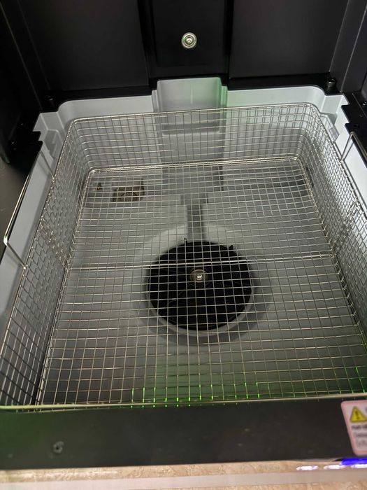 UniFormation Wash 3 Ultra последваща обработка на модели от смола