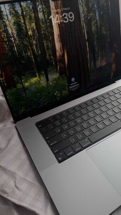 Macbook m1 max 32gb, 16', 1tb