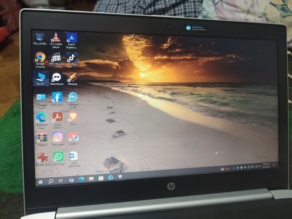 Laptop ieftin HP ProBook 450 G5 – i3-7100U / 8GB RAM / SSD 500GB / Tastatură iluminată