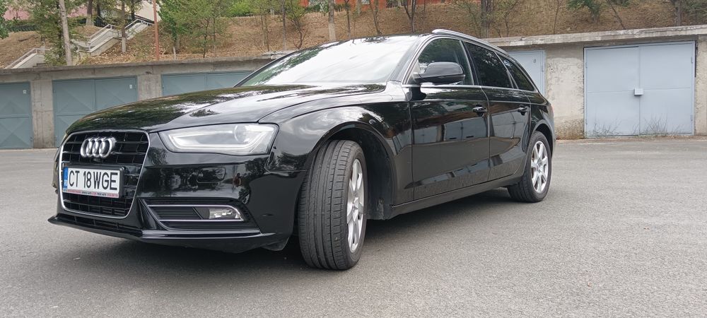 Vând Audi A4 B8.5 2.0 tdi 150 cp Multitronic 8+1 rapoarte