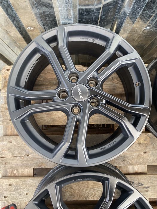 17 цола 5 х 114.3 мм Тойота , Toyota