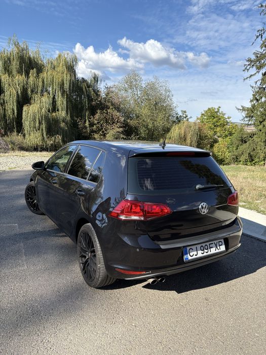 VÂND VOLKSWAGEN GOLF 7 – 2.0 TDI, 150 CP – 2014