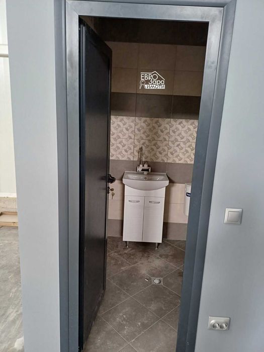 Промишлено-складова база под наем