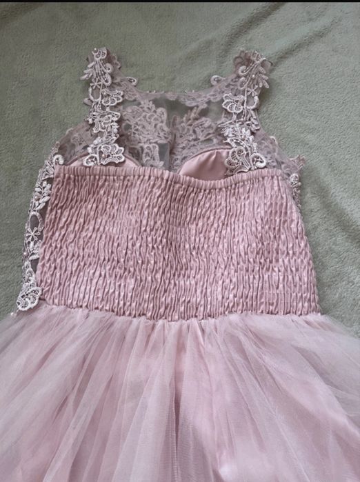 Rochie roz cu tull