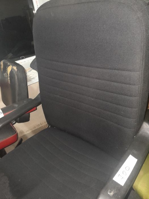 Креслолар сотилади б/у