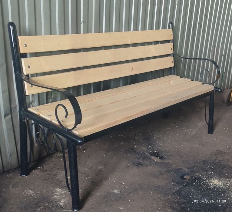 Скамейка для двора