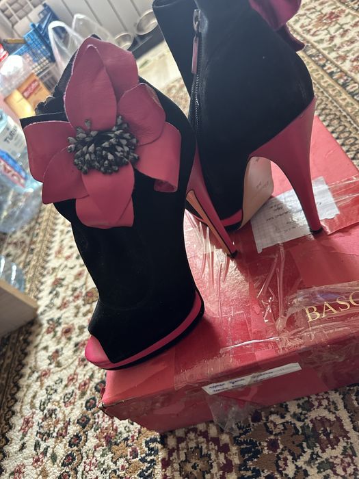 Женские ботильоны