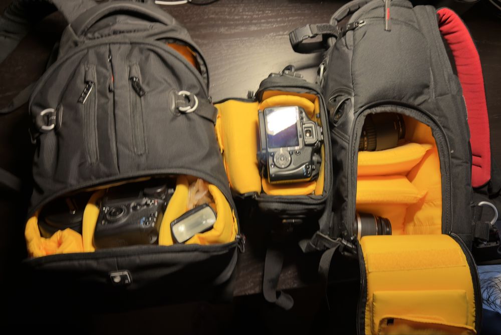 Foto: Pachet Canon EOS 7D si EOS 450D + 3 obiective, blitz, accesorii