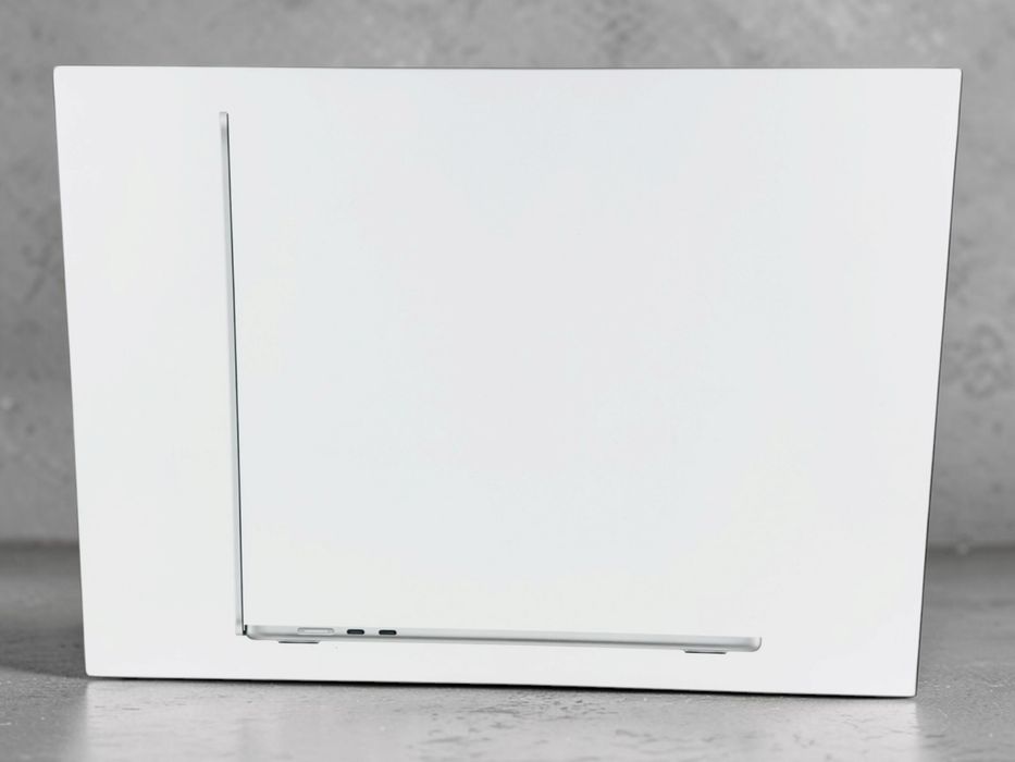 НАЛИЧЕН! Apple MacBook Air 15" M5 16RAM 1TB Silver Гаранция! — миниатюра 2
