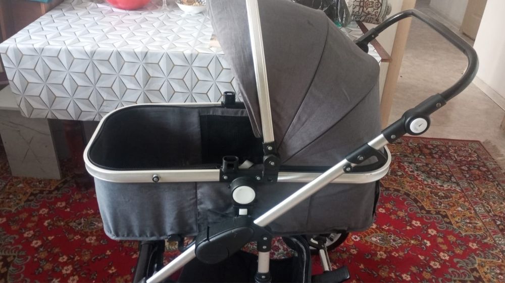 Коляска детская почти новый