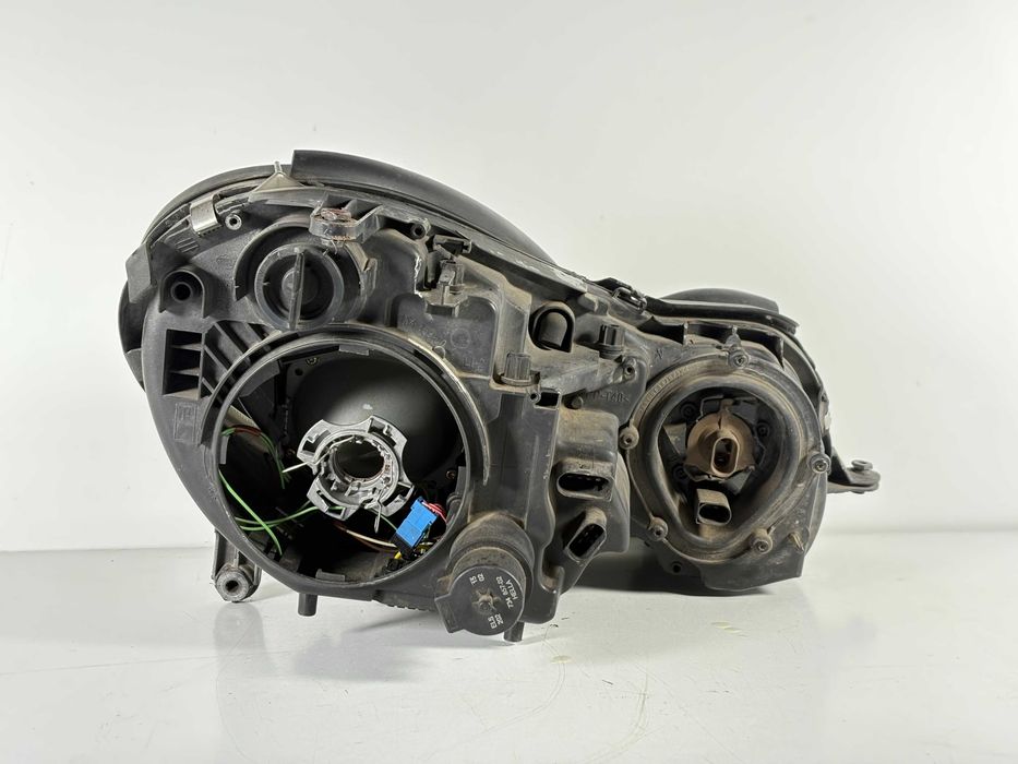 Ляв Фар Мерцедес Е Класа W211 (02-06г) Lqv Far Mercedes E Class W211
