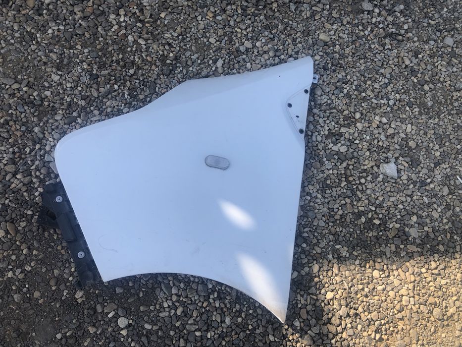 Aripa stanga dreapta opel vivaro