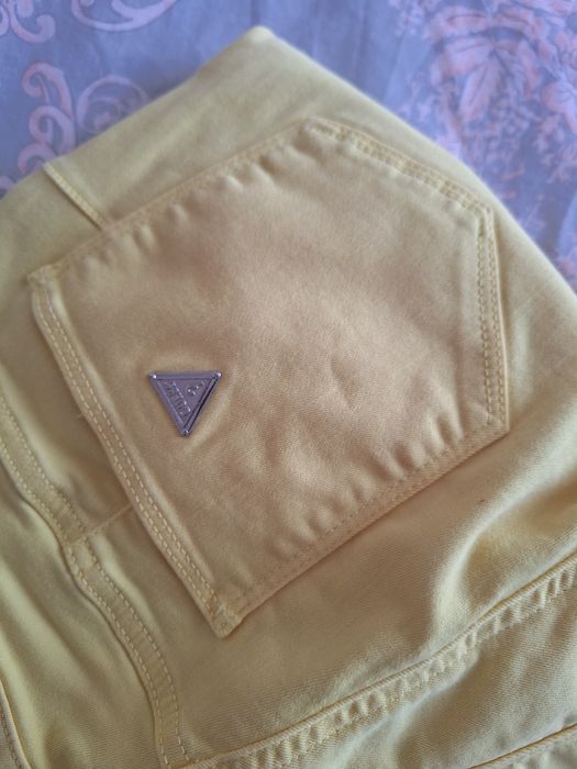 Оригинални дънки гес без забележки