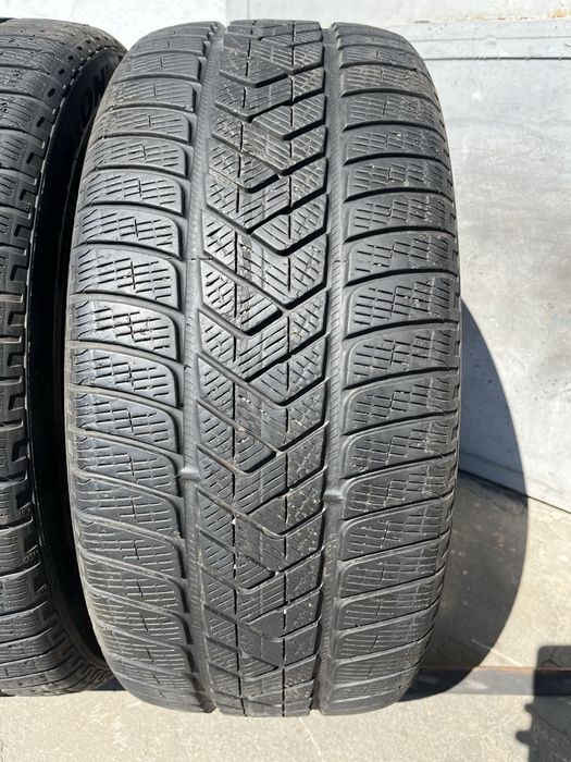 2 бр. зимни гуми 255/45/20 Pirelli 5+ mm DOT 0513