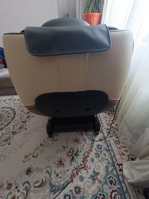 Массажное кресло